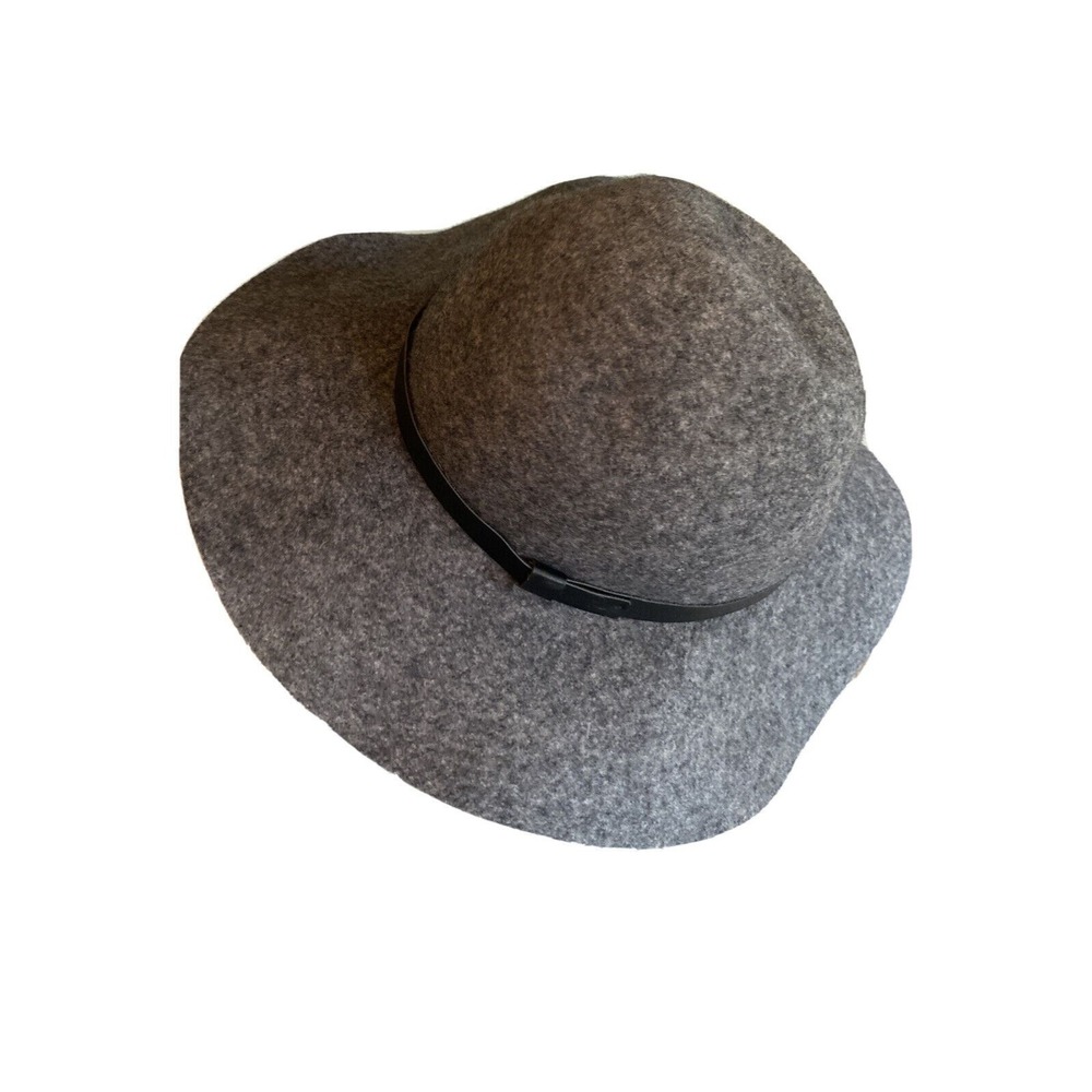 Grey 100% Wool Floppy Wide Brim Hat with Black Faux Leather Beltโ RN 17730